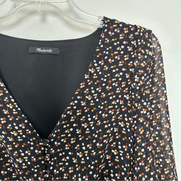 Madewell (Re)sourced Georgette Button-Front Mini Dress in Adorable Ditsy - Picture 2 of 7